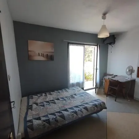 La Résidence Des Pins Apartment