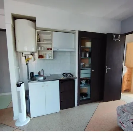 La Résidence Des Pins Apartment